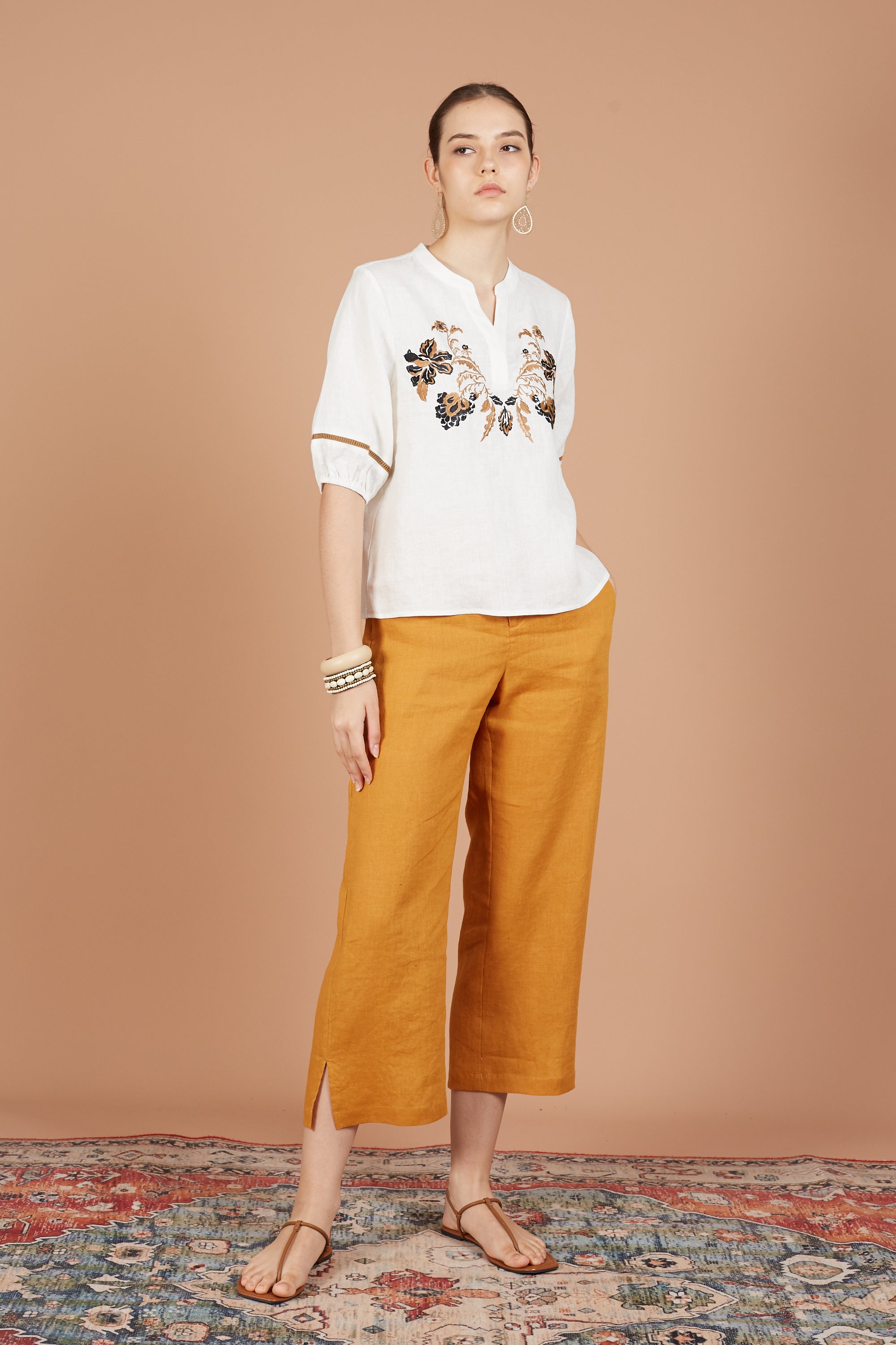 Zarya Floral Embroidery Blouse