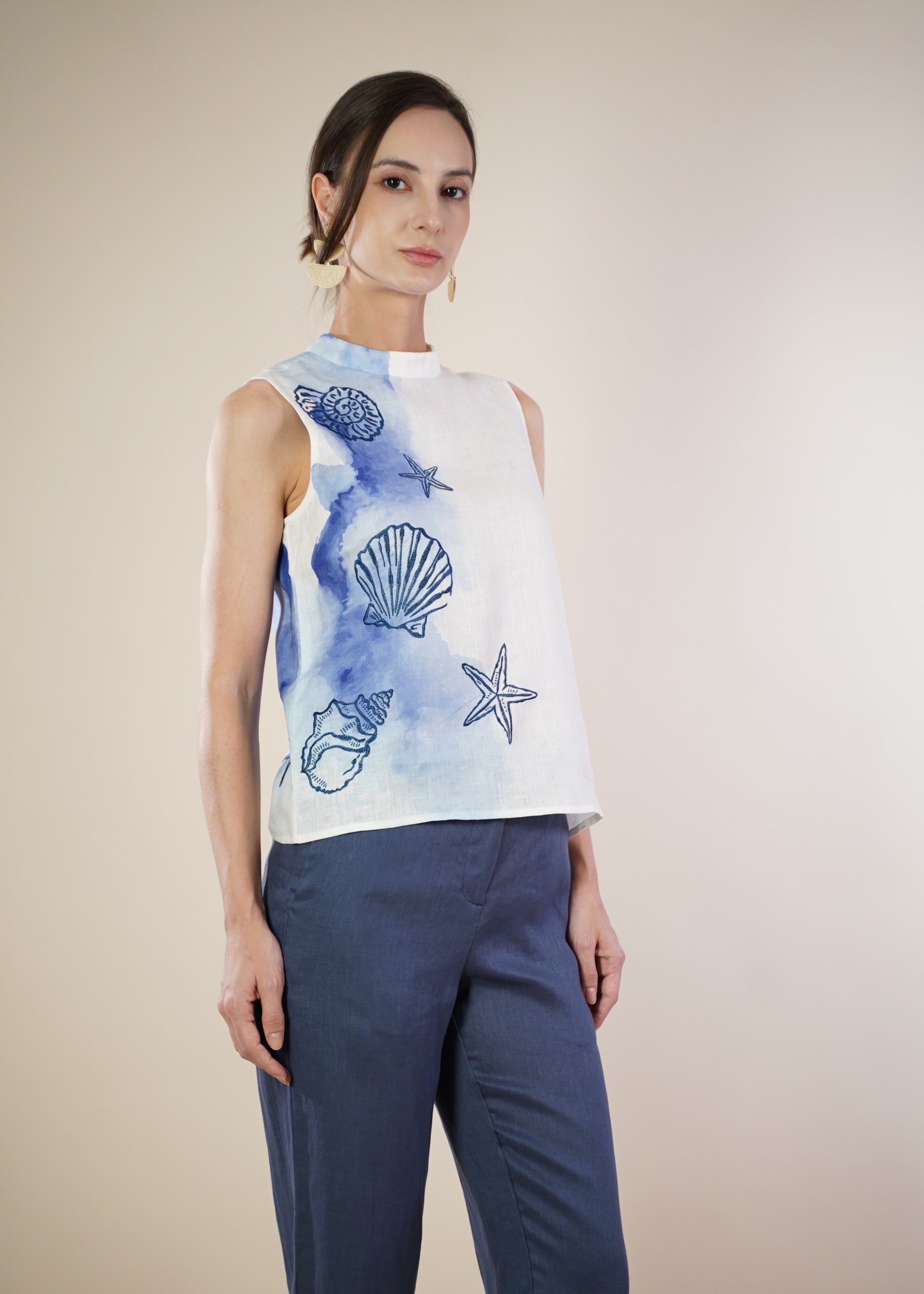 PRINTED SLEEVELESS TOP