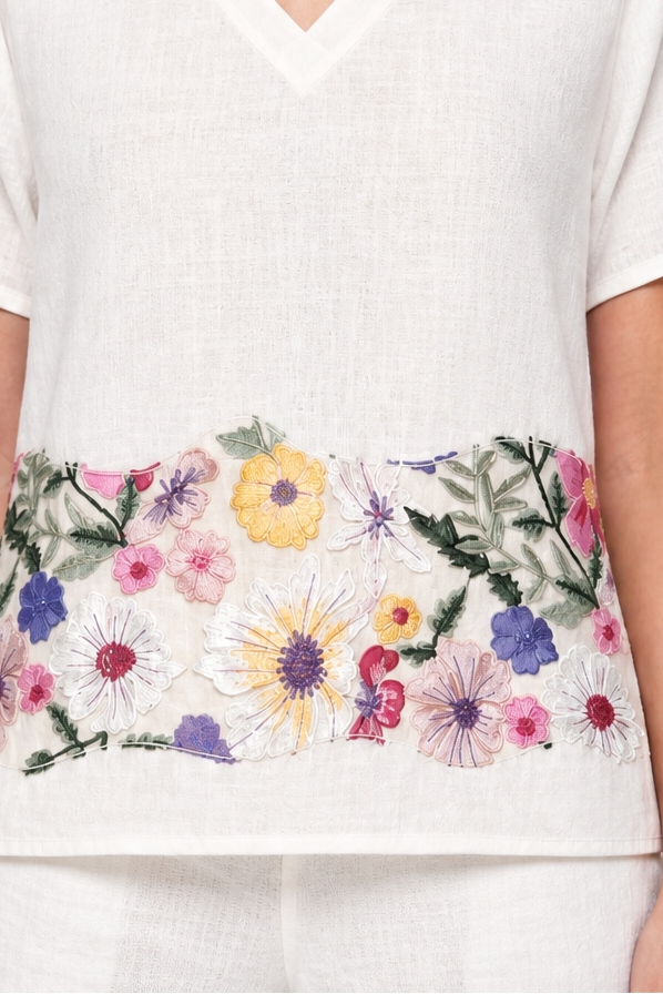 FLORAL PATCHING TOP