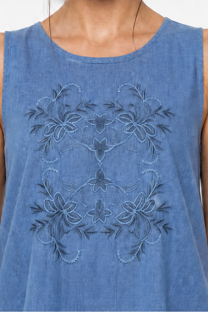 LISBON EMBROIDERED TOP