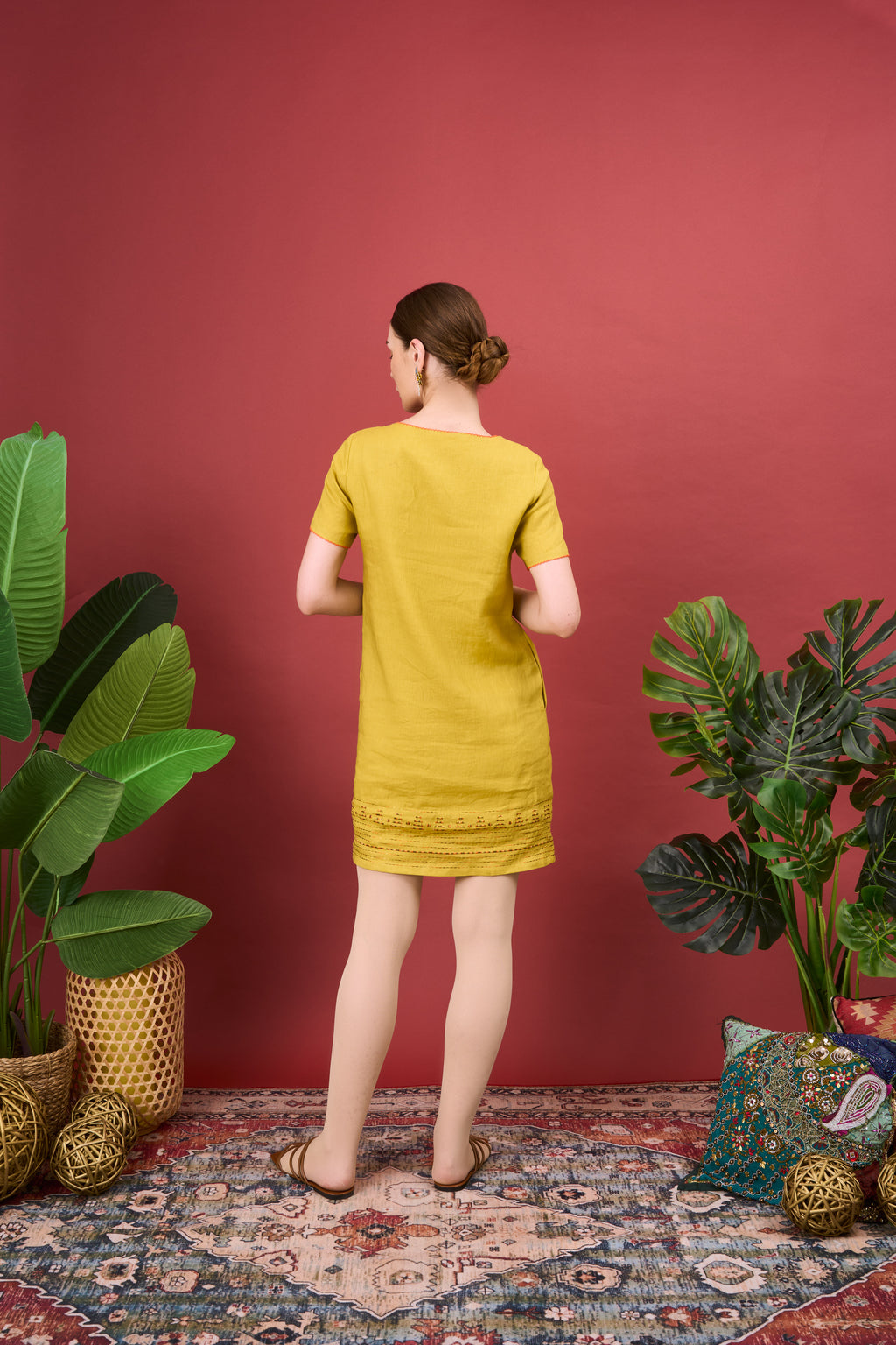 ERNA EMBROIDERY SQUARE NECK DRESS