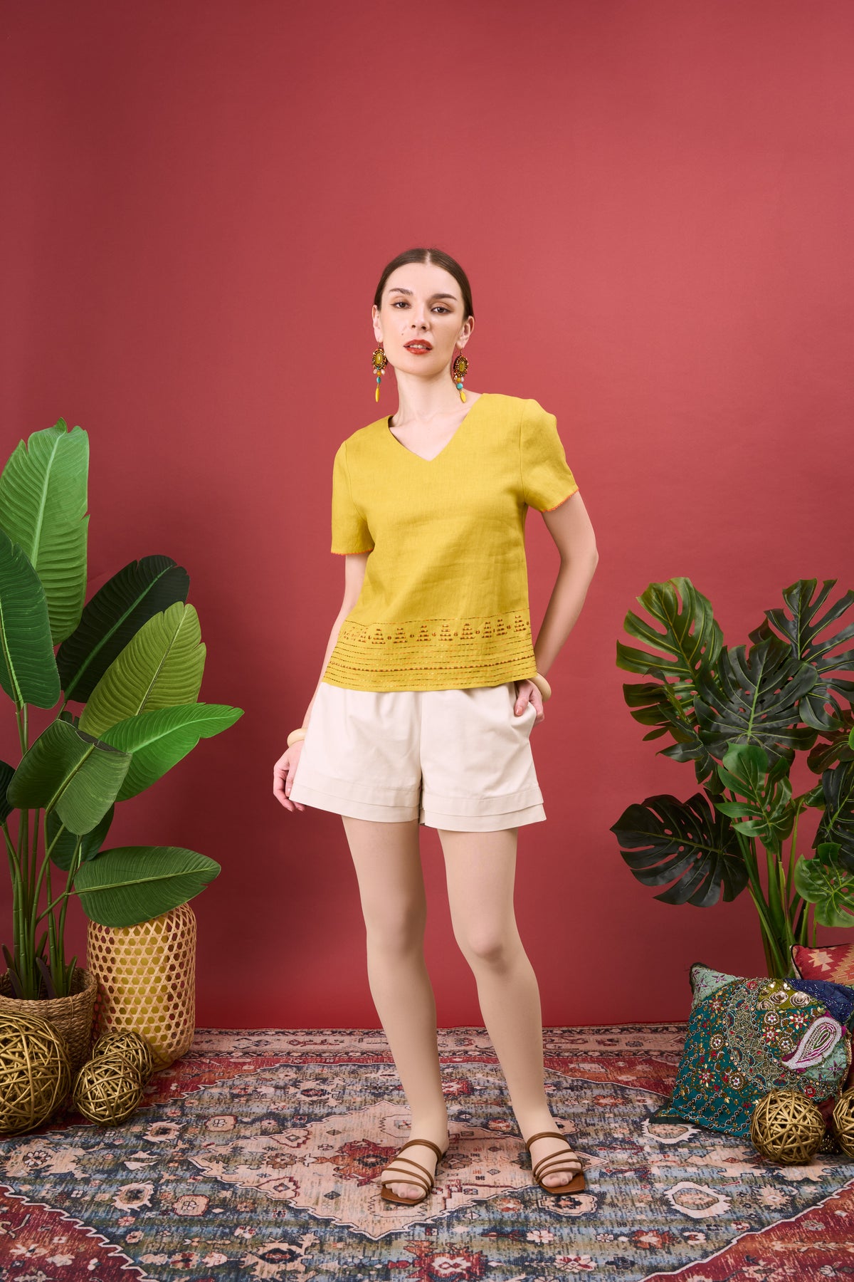 ERNA EMBROIDERY V NECK TOP