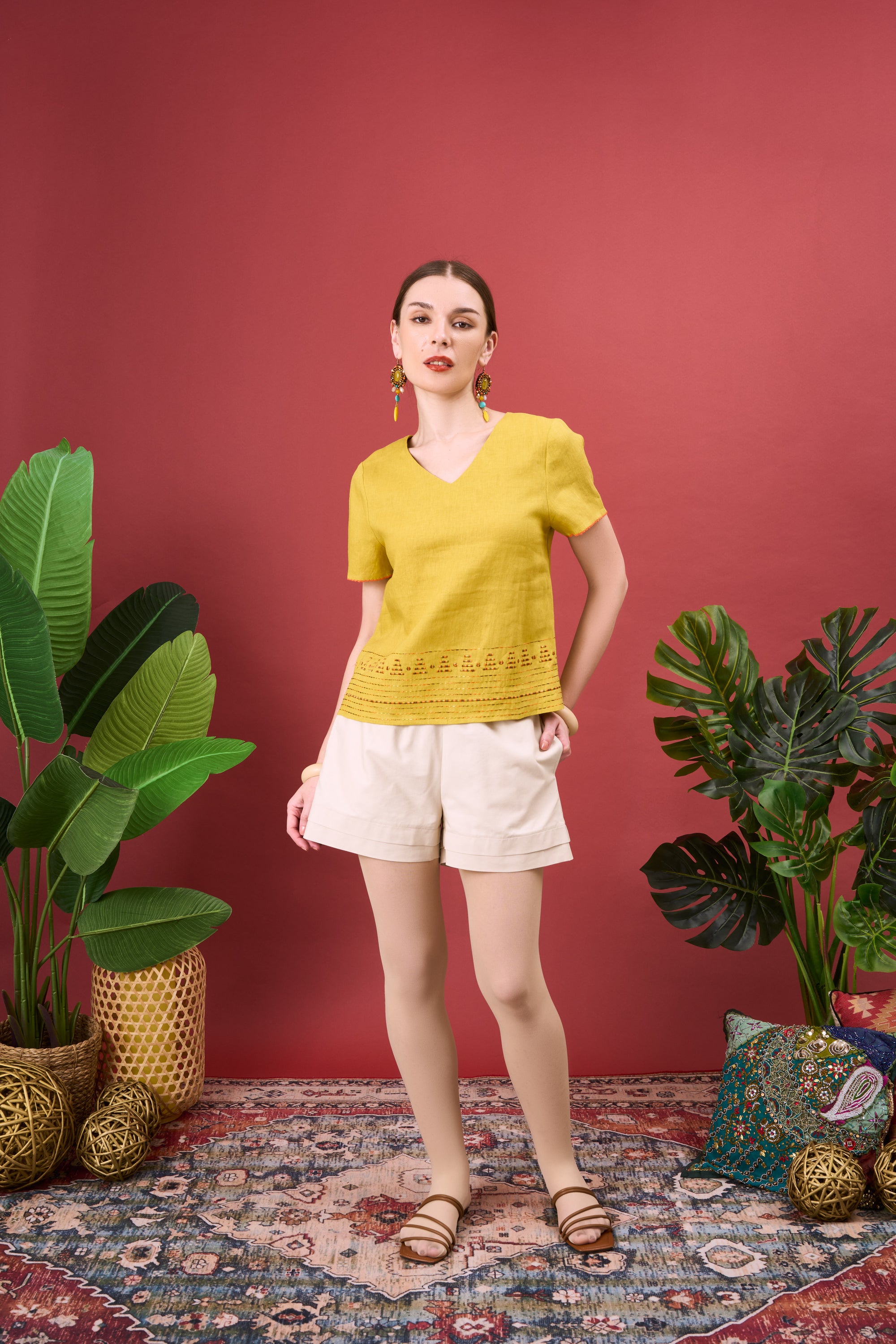 ERNA EMBROIDERY V NECK TOP