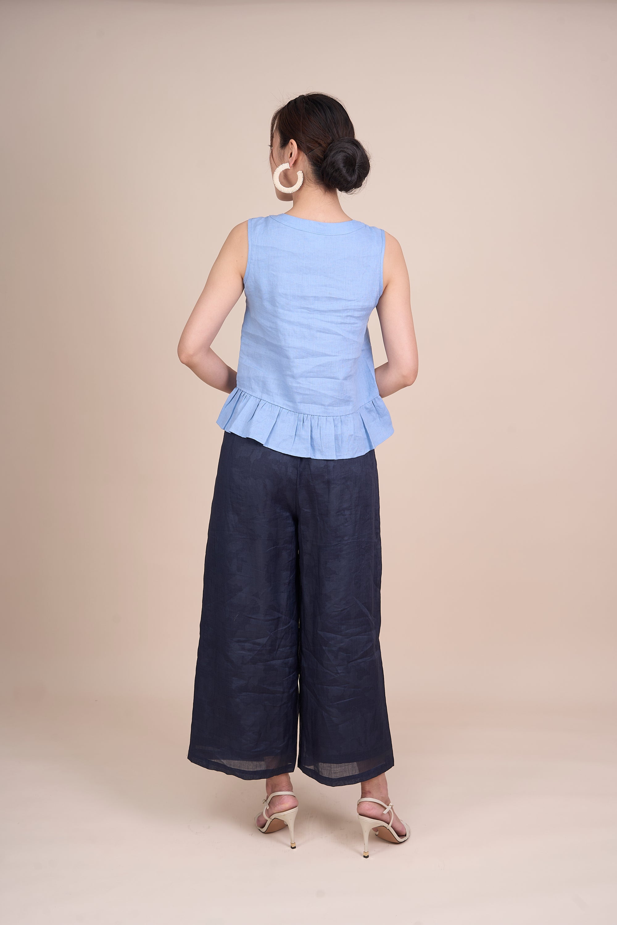 NATALIA SLEEVELESS TOP