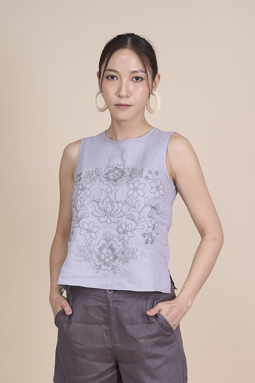 YVONNE SLEEVELESS TOP