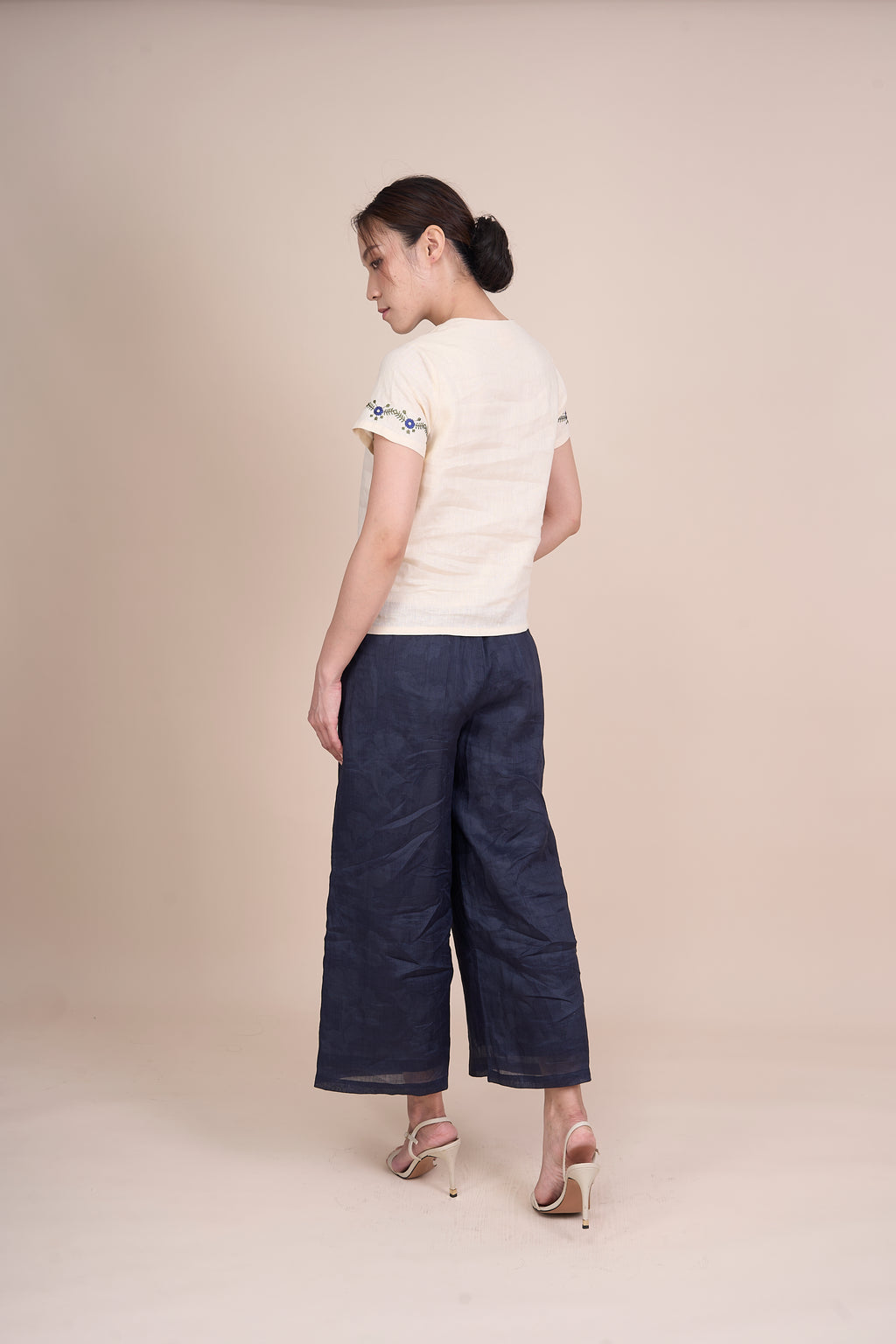 MEGAN SHORT SLEEVE TOP