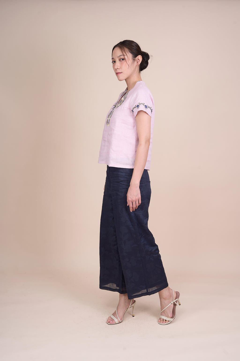 MEGAN SHORT SLEEVE TOP