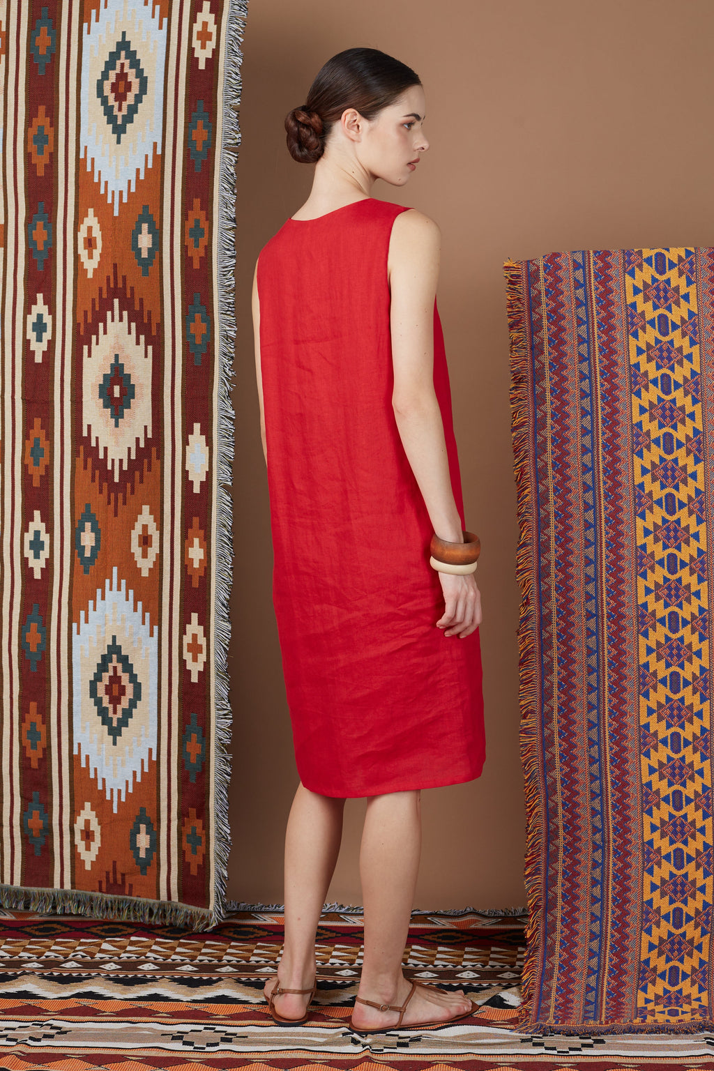 KHALIA V NECK MIDI