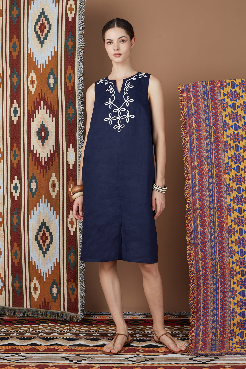 KHALIA V NECK MIDI