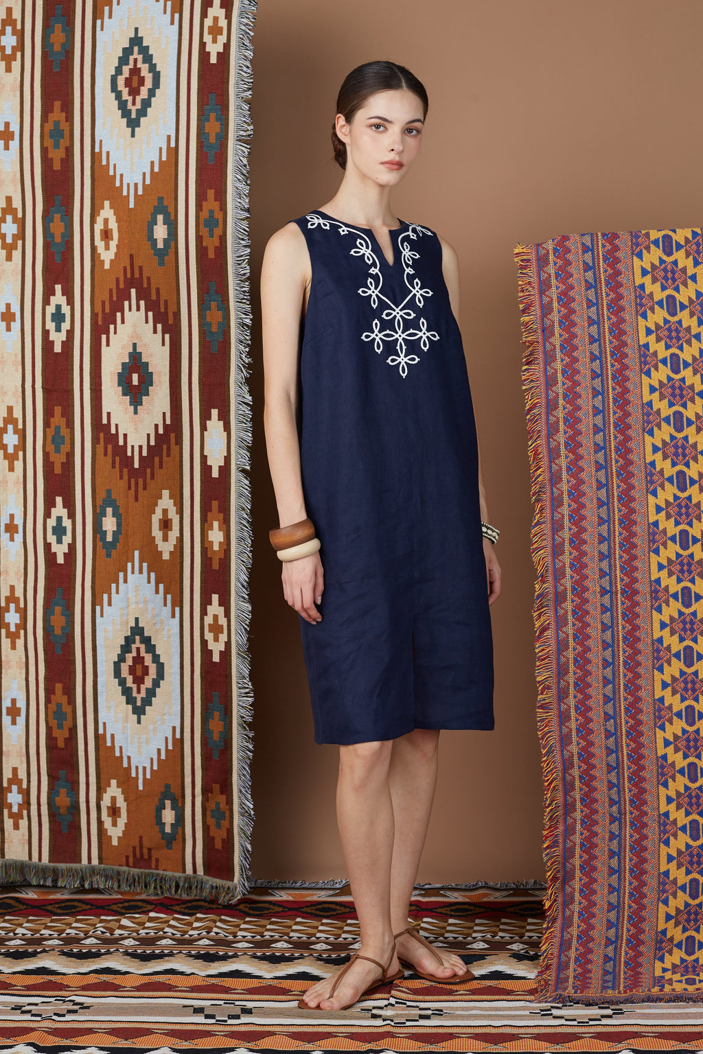 KHALIA V NECK MIDI