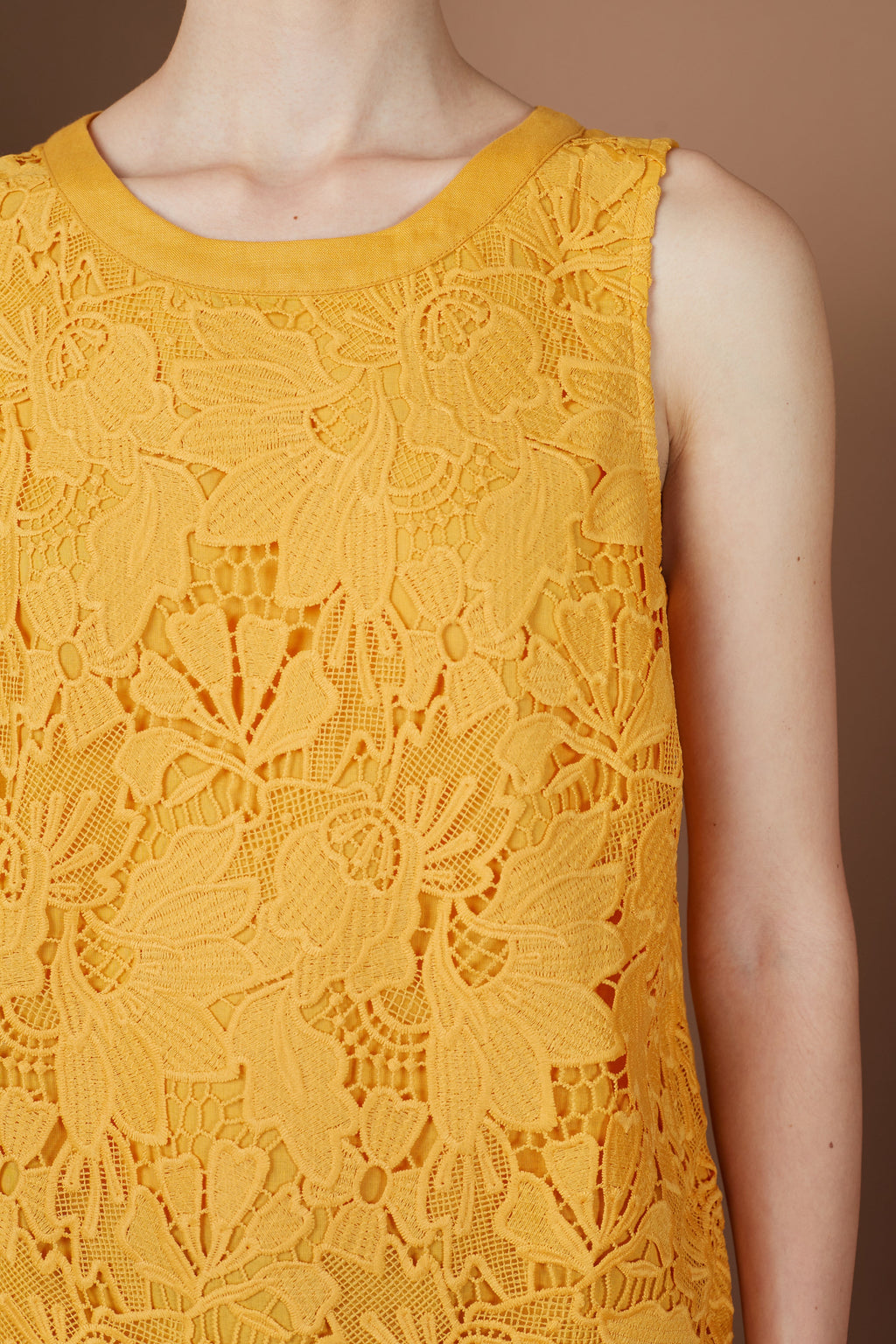 LINDY LACE TOP