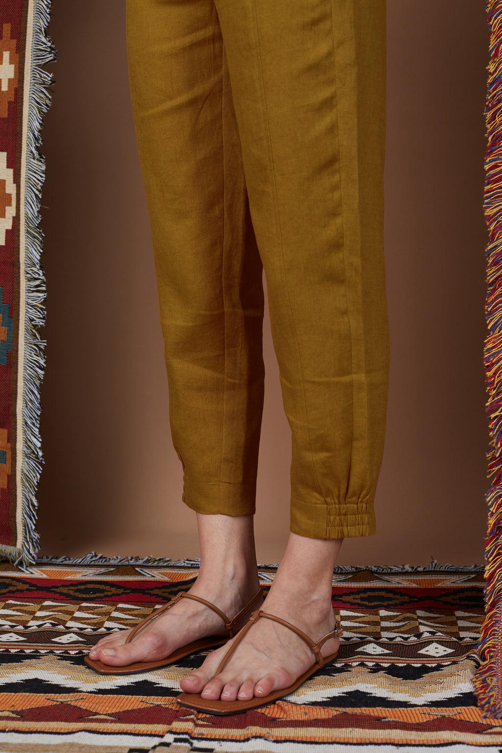 KYLE ELASTIC HEM TAPERED PANTS