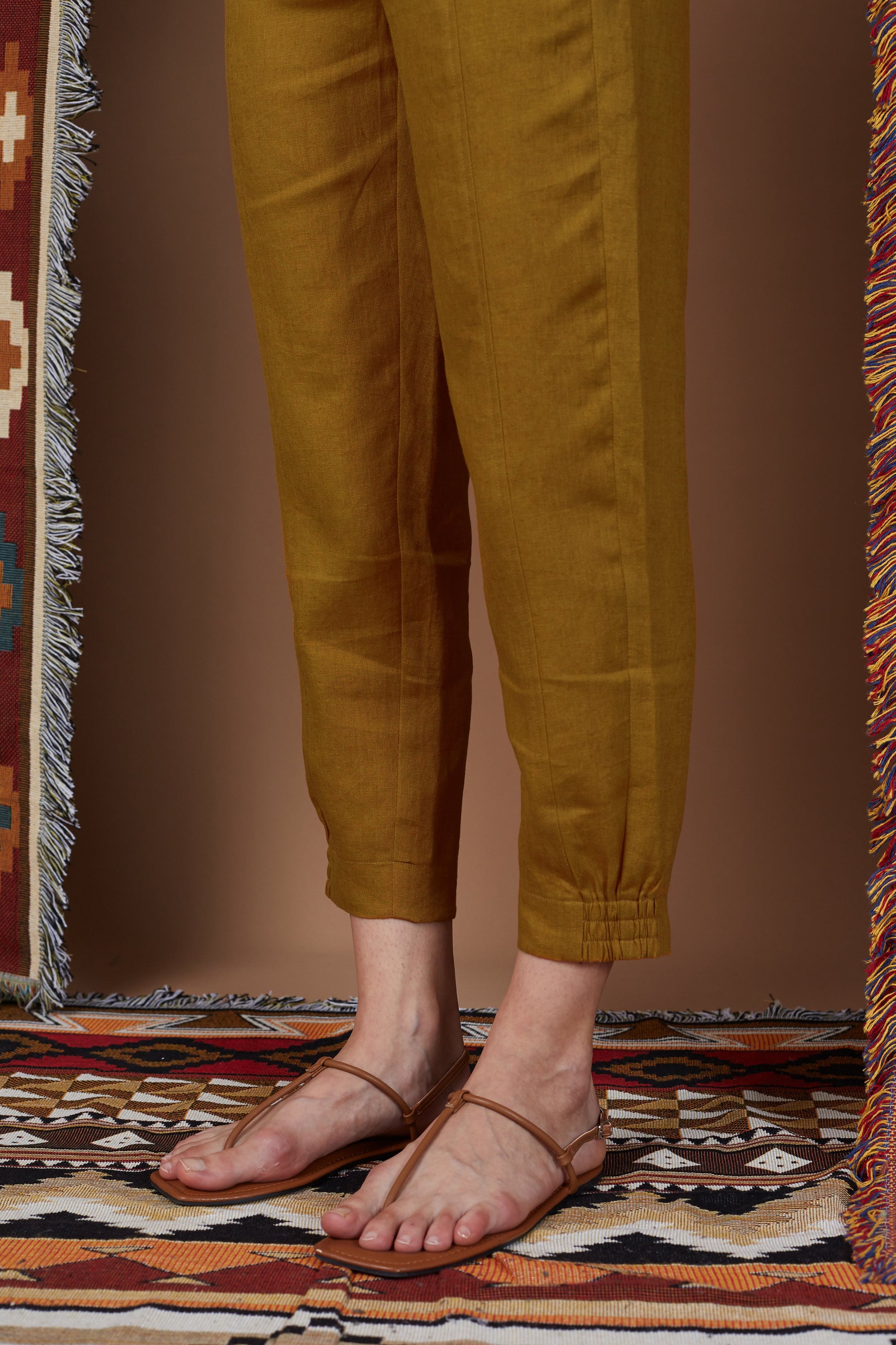 KYLE ELASTIC HEM TAPERED PANTS