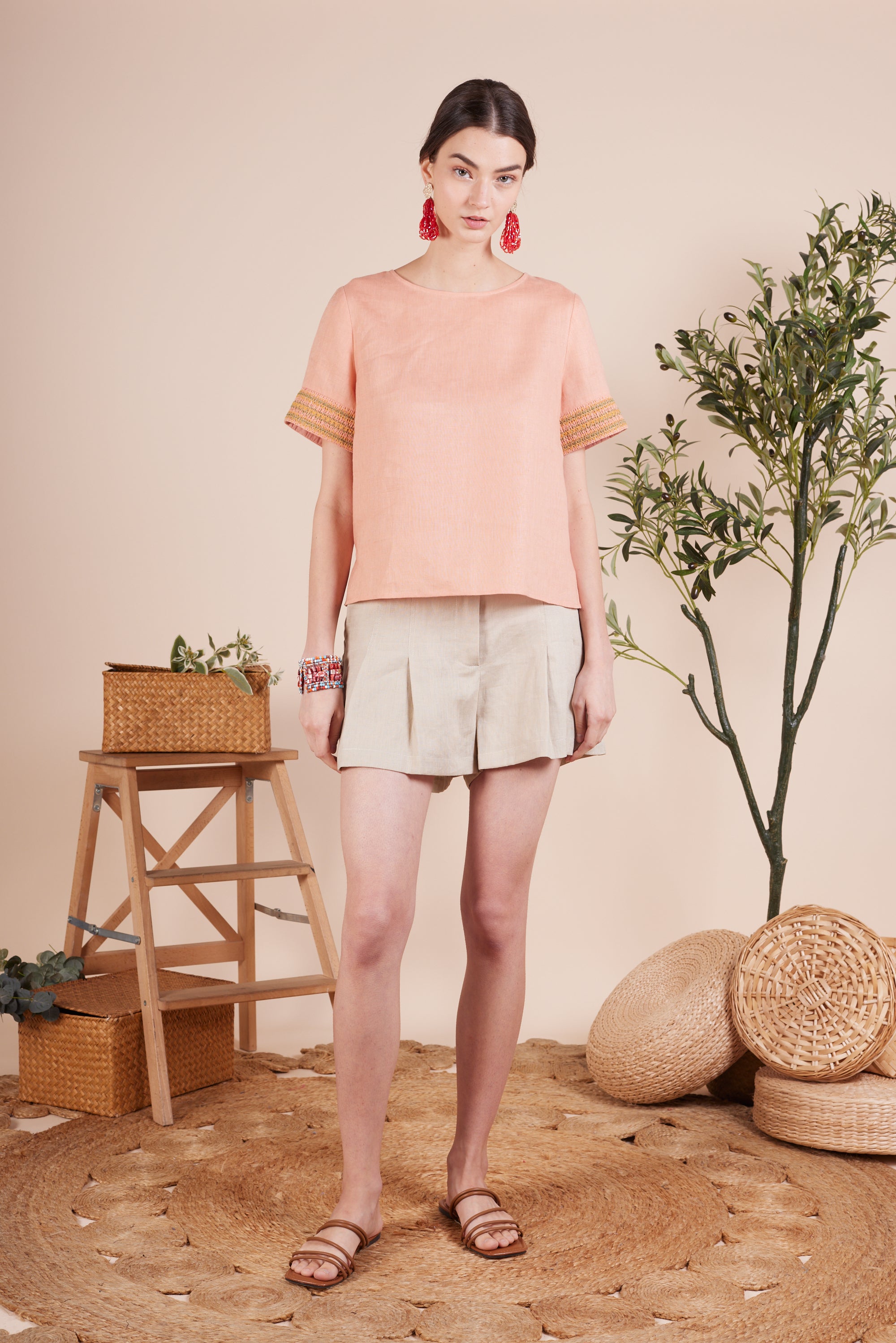 Round Neck With Hemline Embroidery Sleeve Top