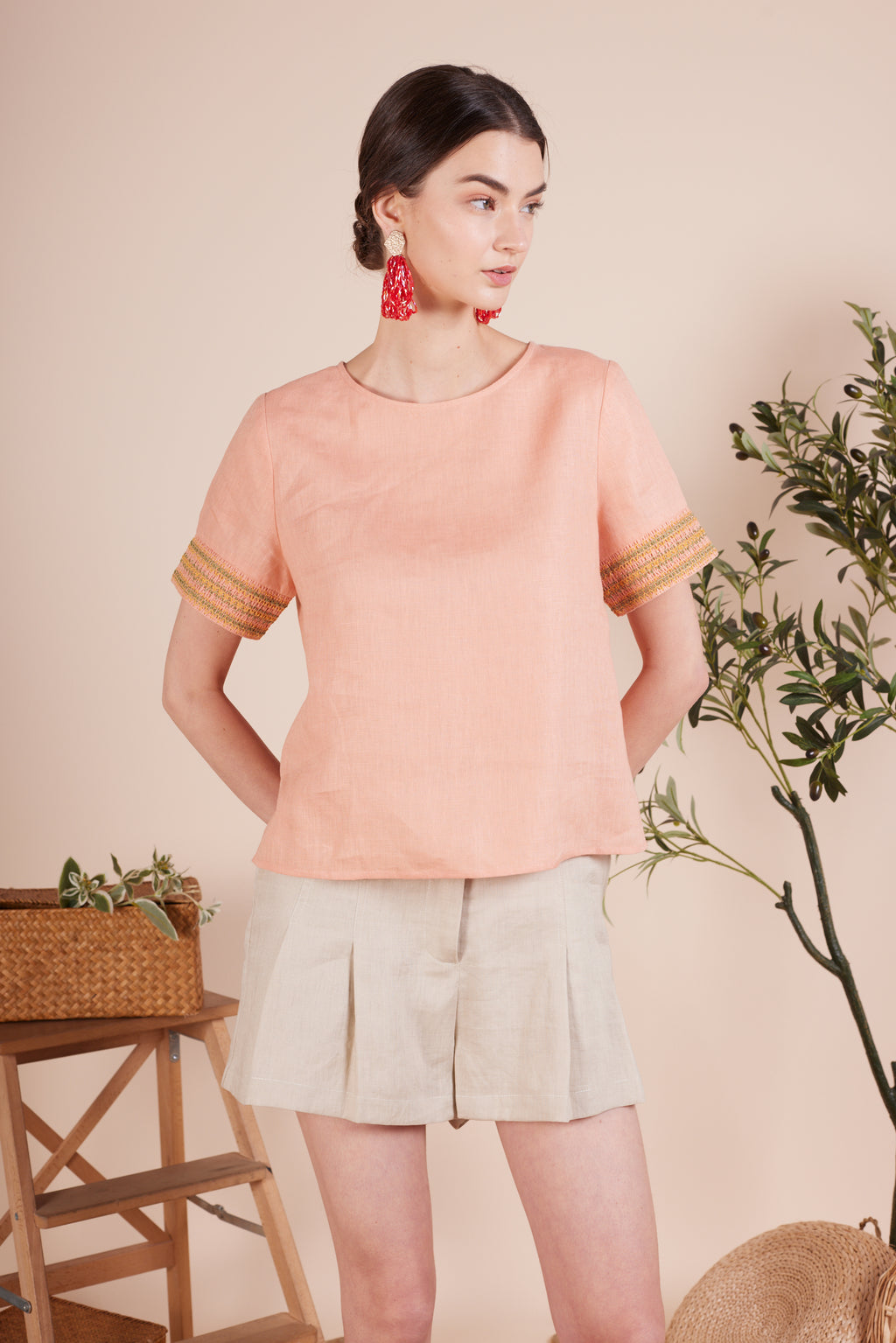 Round Neck With Hemline Embroidery Sleeve Top