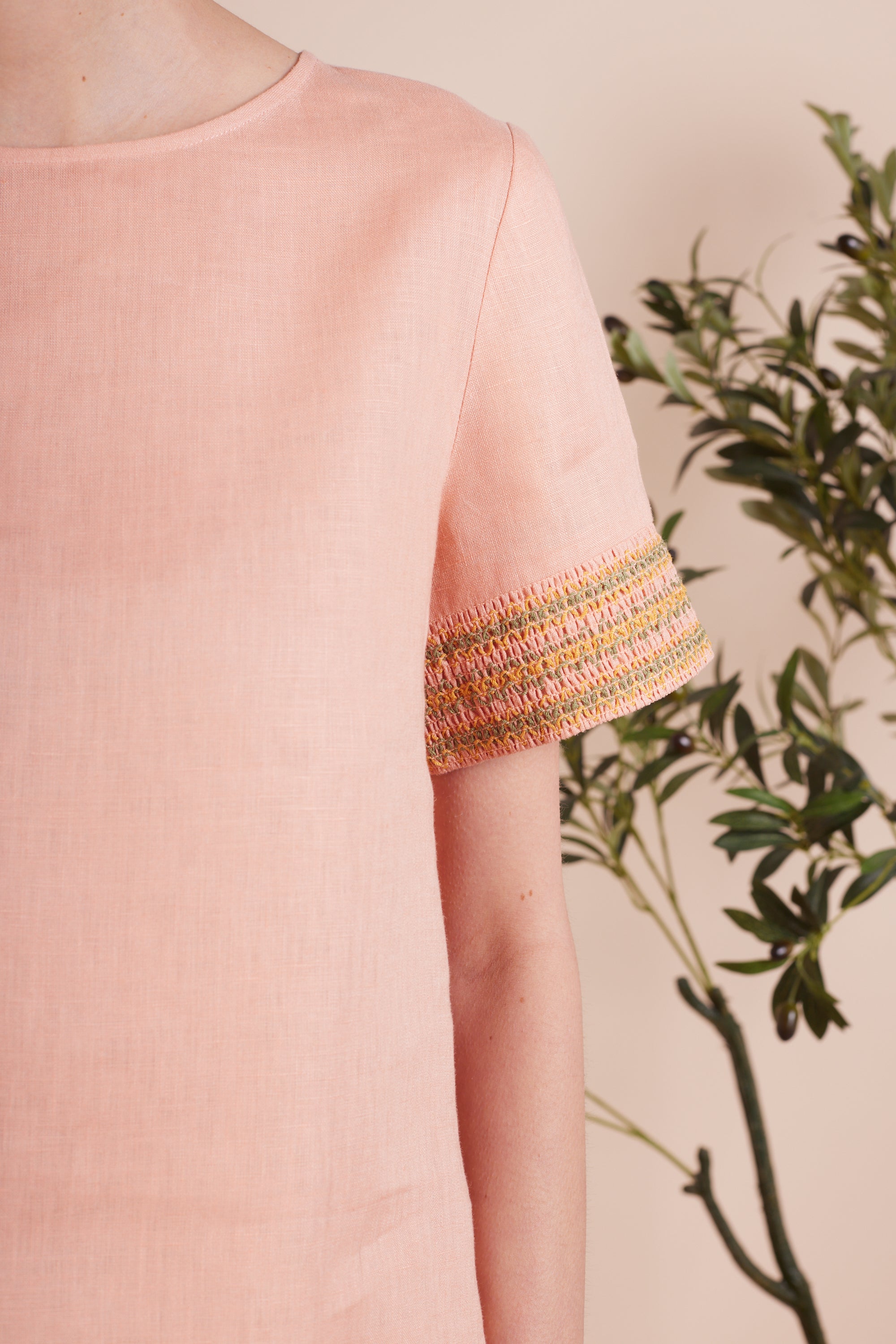 Round Neck With Hemline Embroidery Sleeve Top