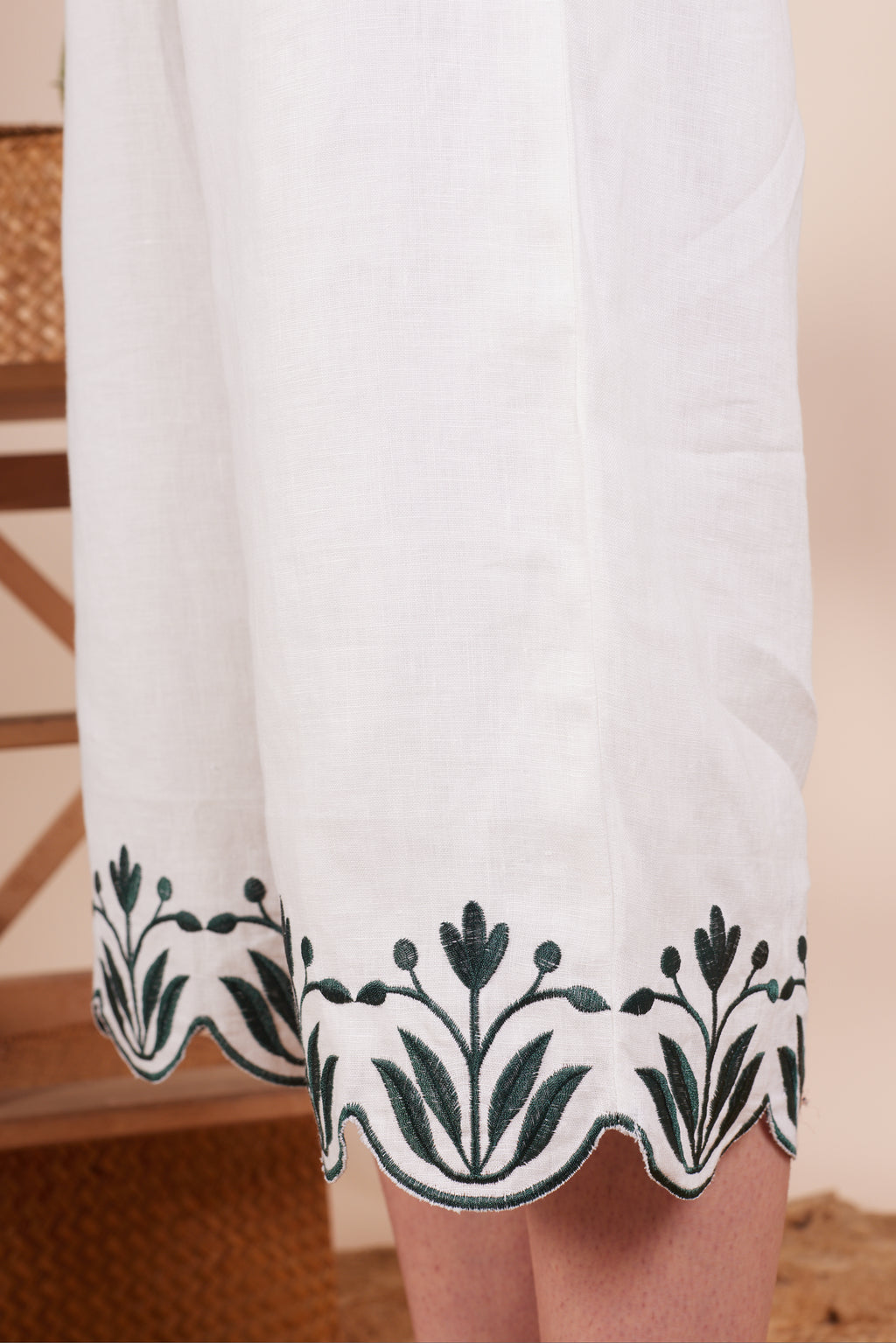 Cecilia Embroidery Flower Trousers