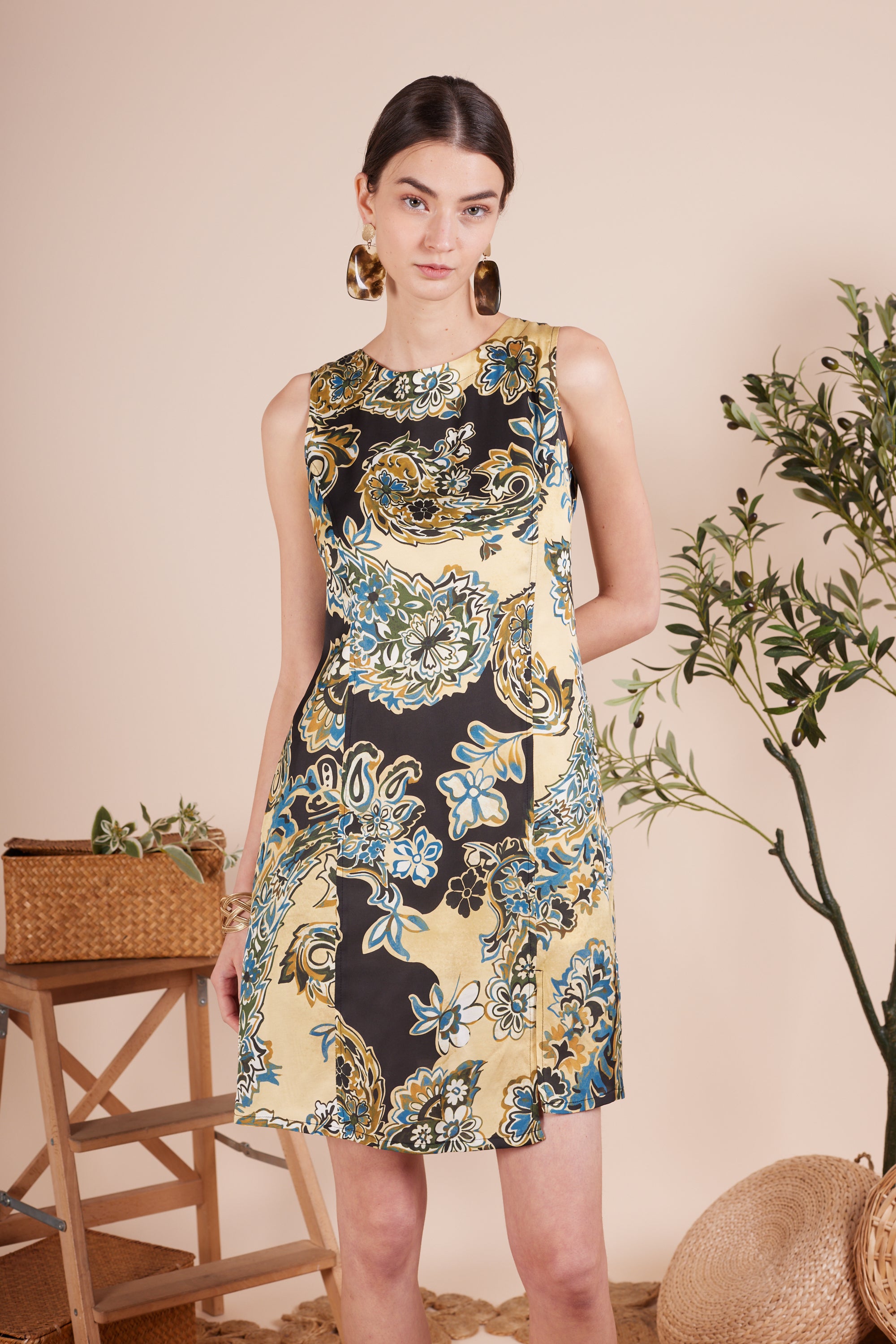 SAMANTHA SLEEVELESS SHORT DRESS