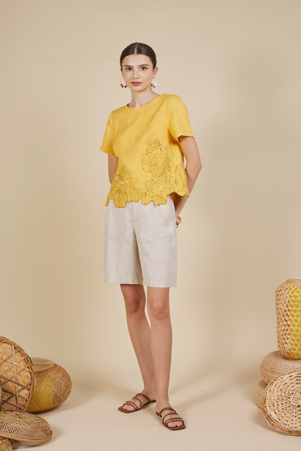 DEWI EMBROIDERY HEM BLOUSE