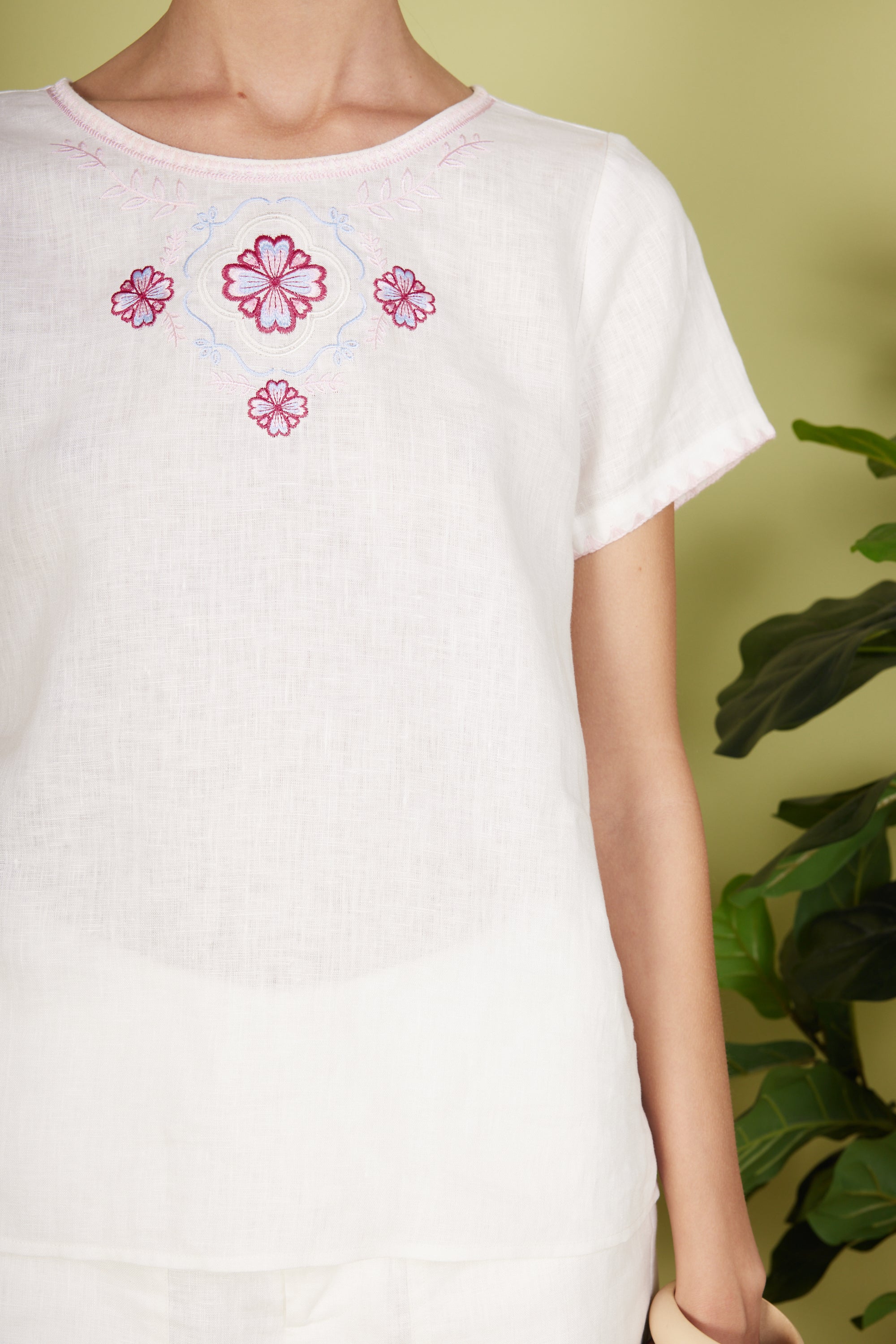 LEWIS CAPSLEEVE TOP