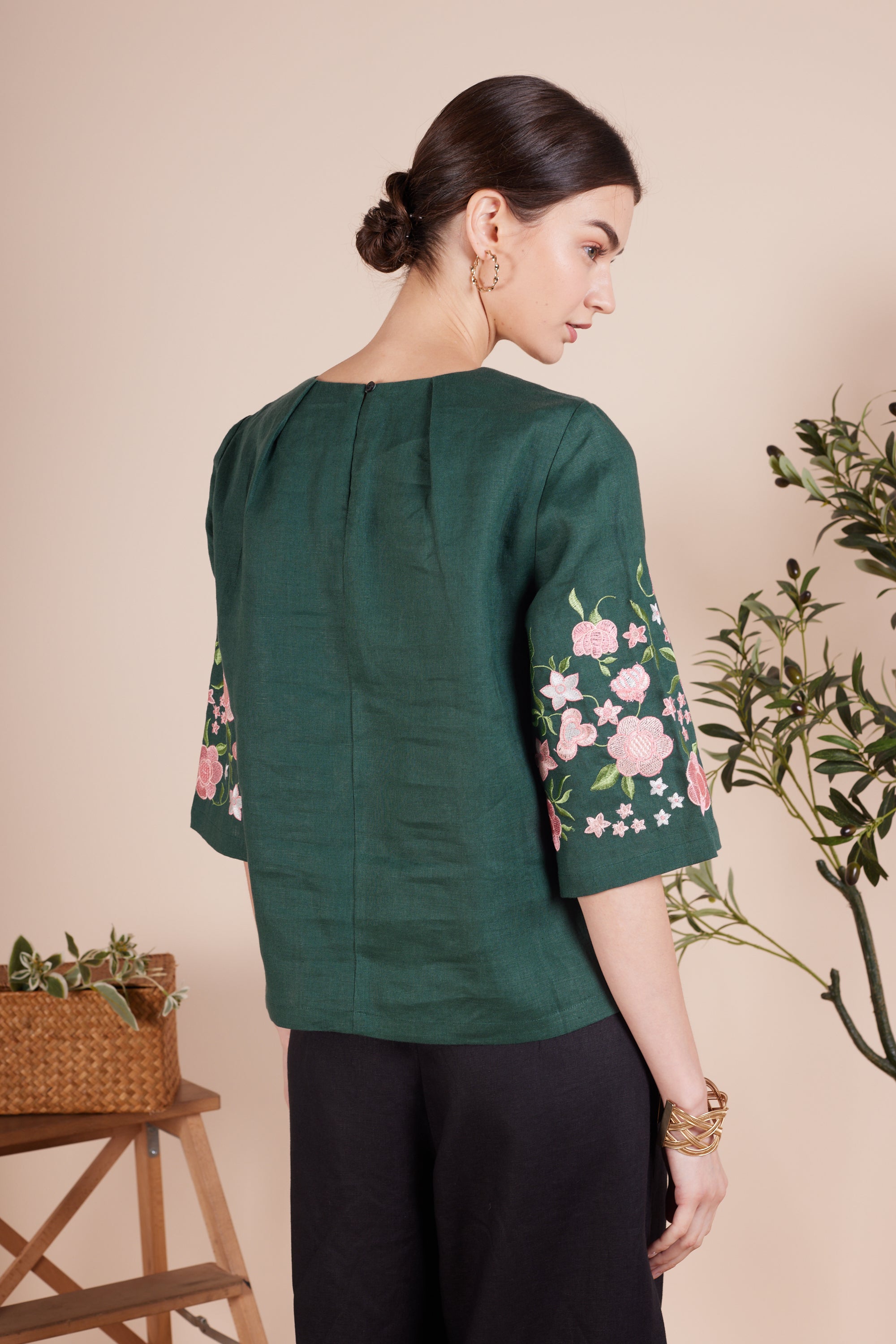 Layla Embroidery Flower Blouse