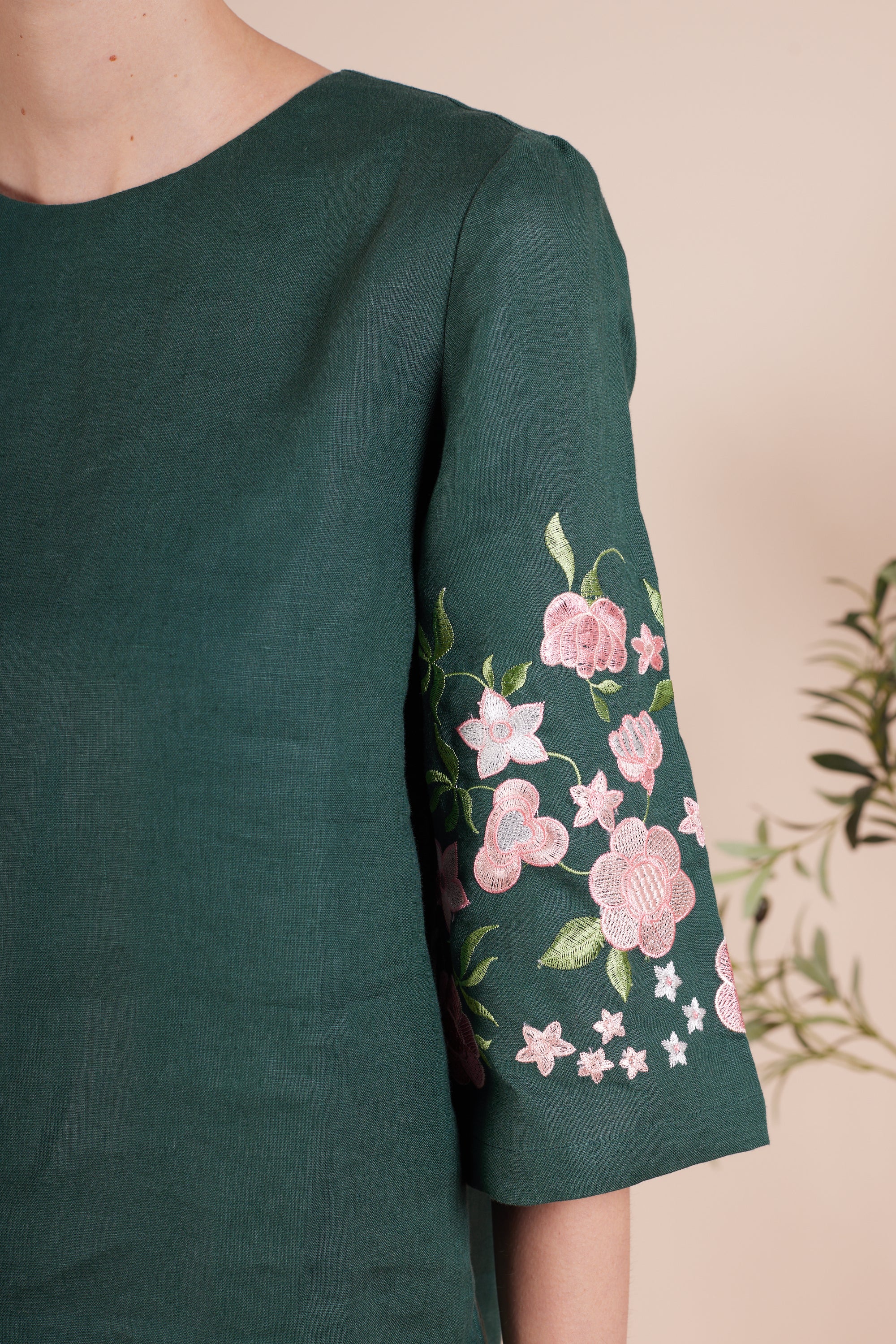 Layla Embroidery Flower Blouse