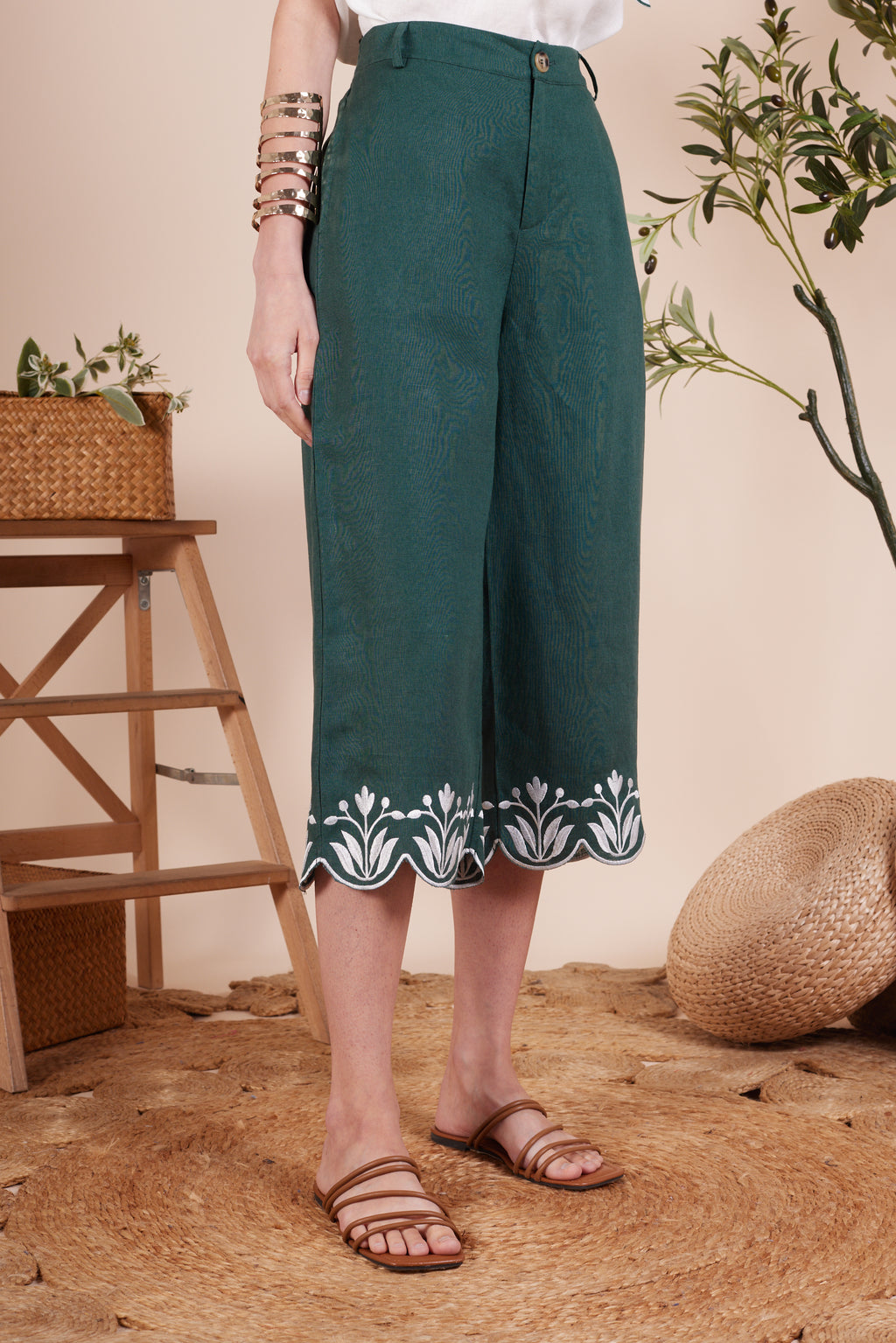 Cecilia Embroidery Flower Trousers