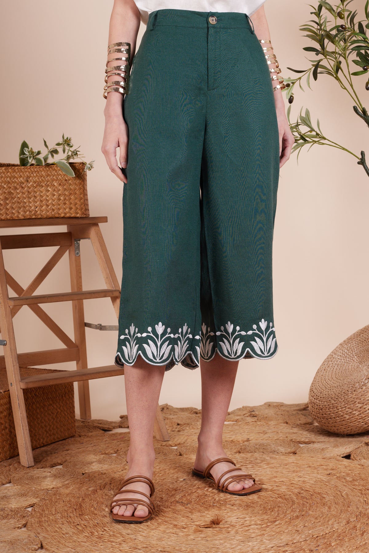 Cecilia Embroidery Flower Trousers