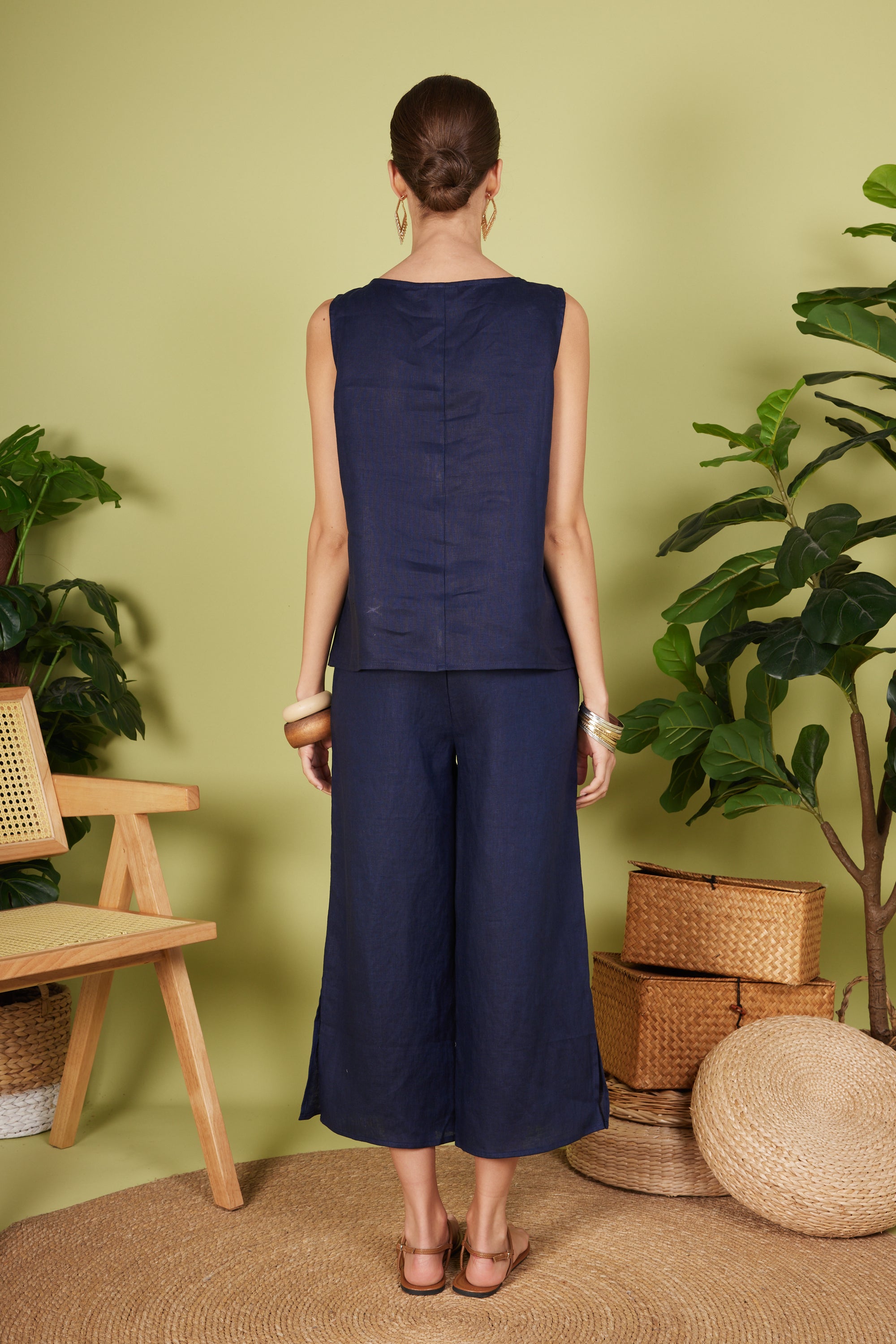 KIMBERLY SLEEVELESS TOP