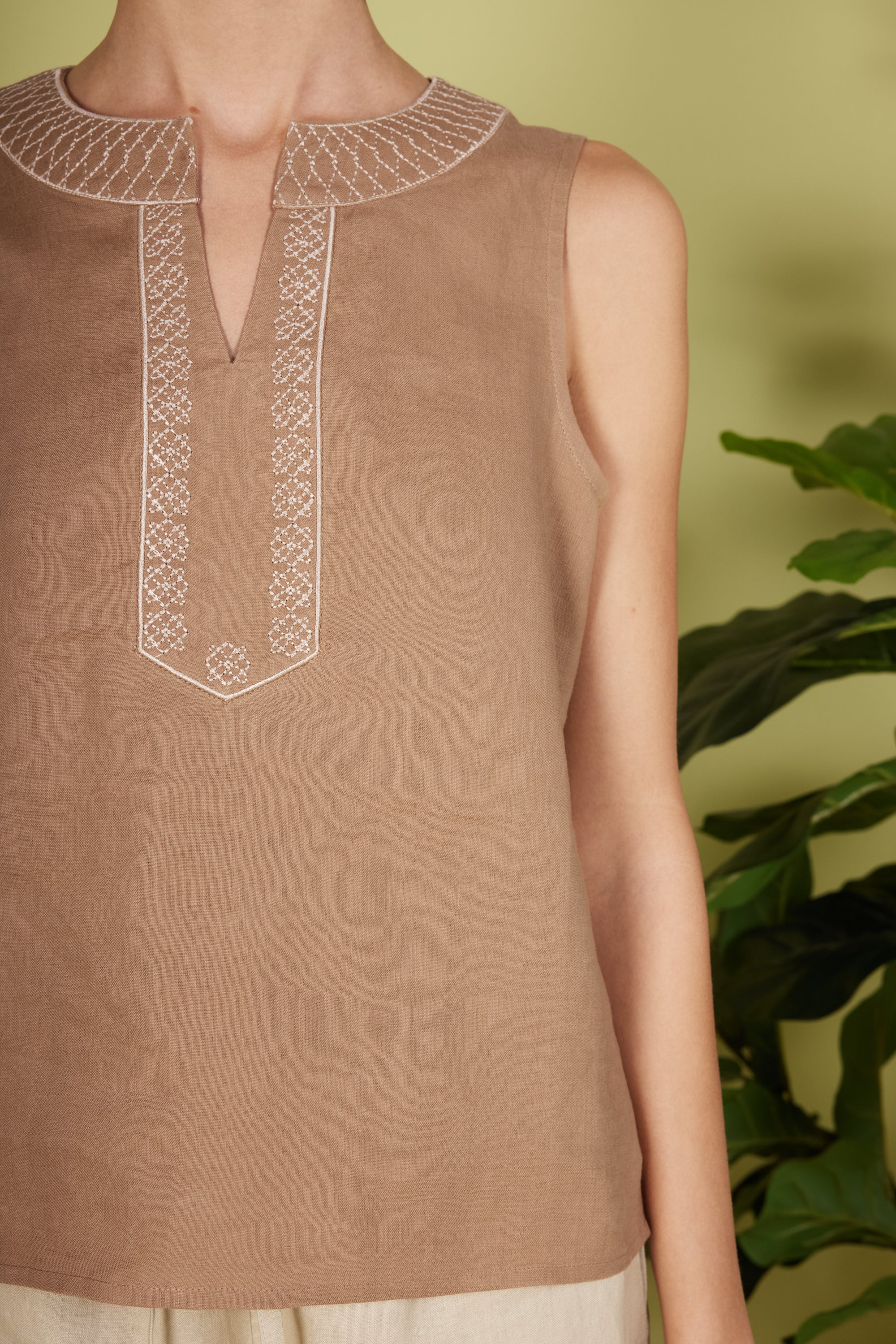 JUDE SLEEVELESS TOP
