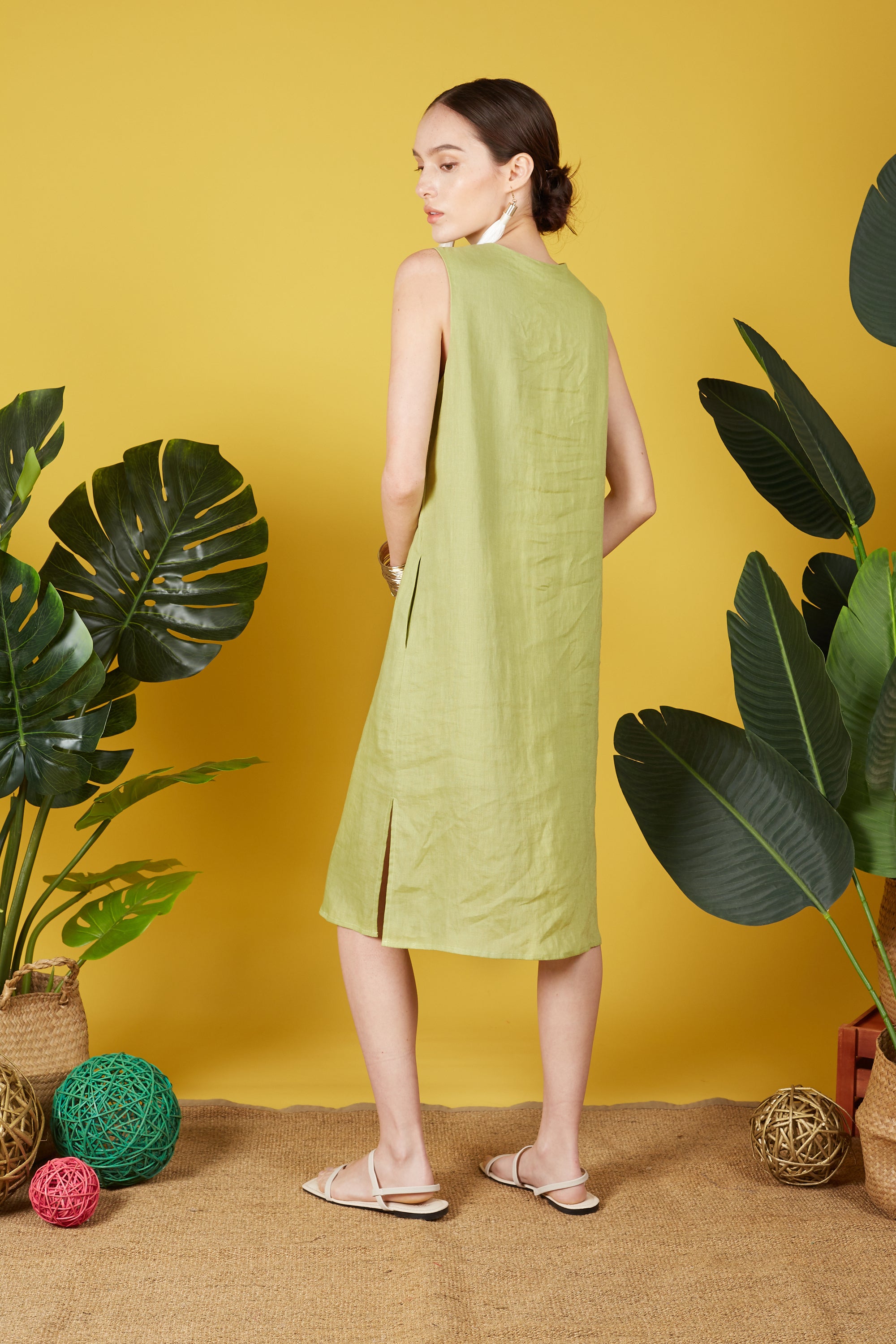 Ellie Embroidery Midi