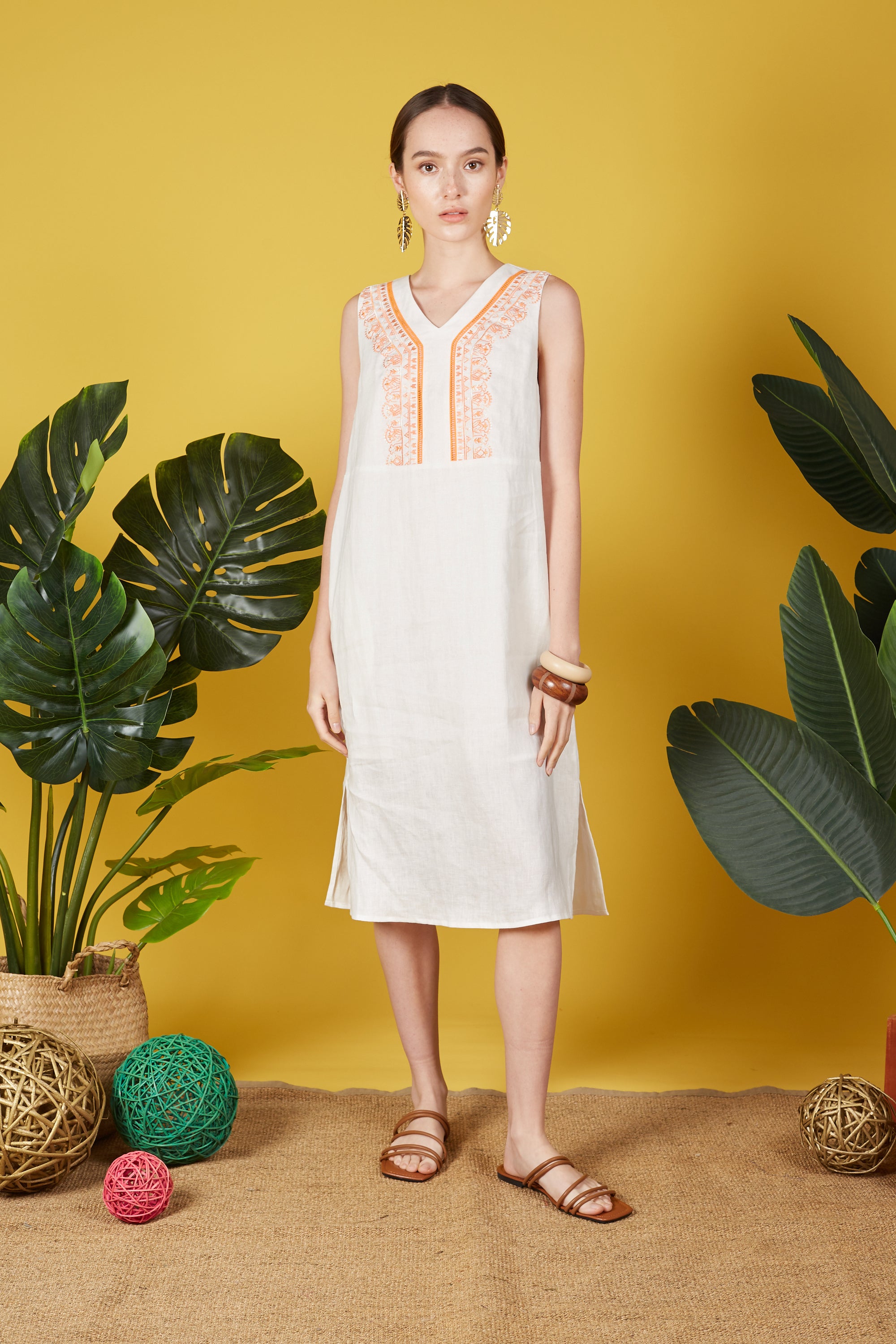 Ellie Embroidery Midi