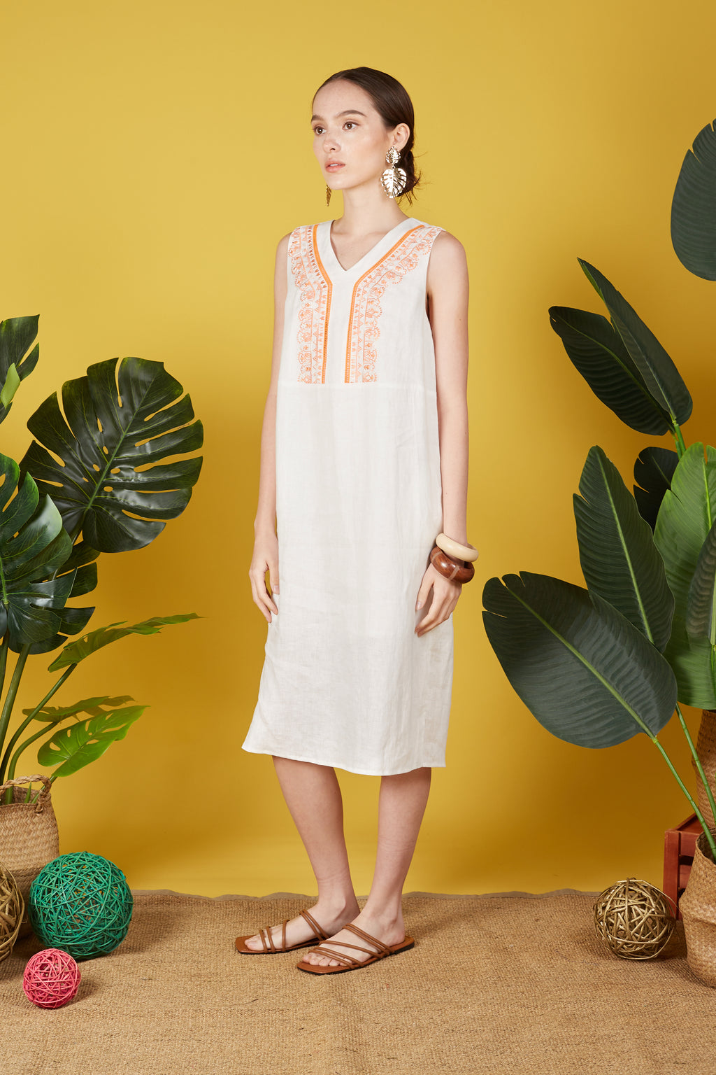 Ellie Embroidery Midi