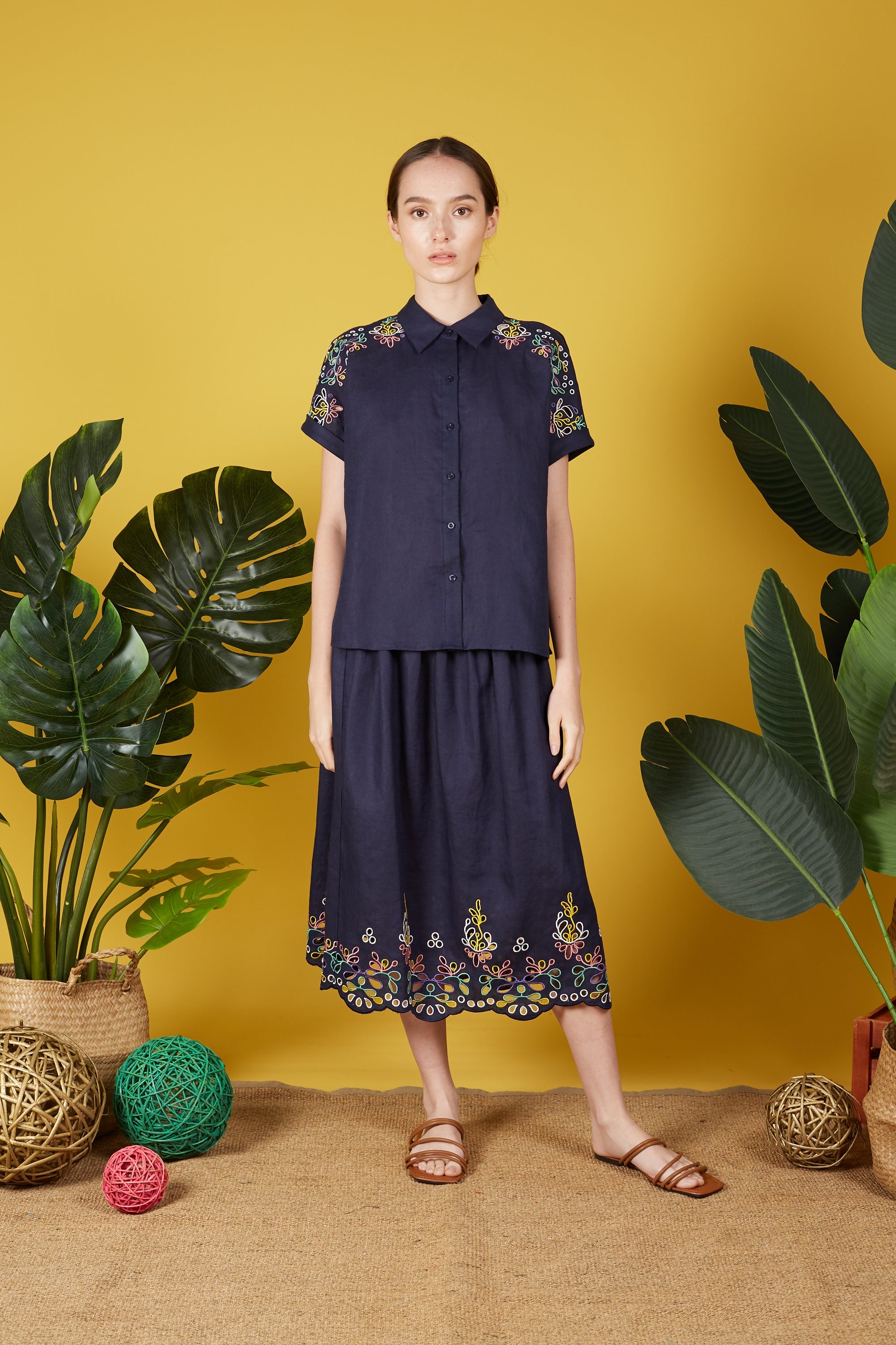 Vera Coloured Embroidery Collared Blouse