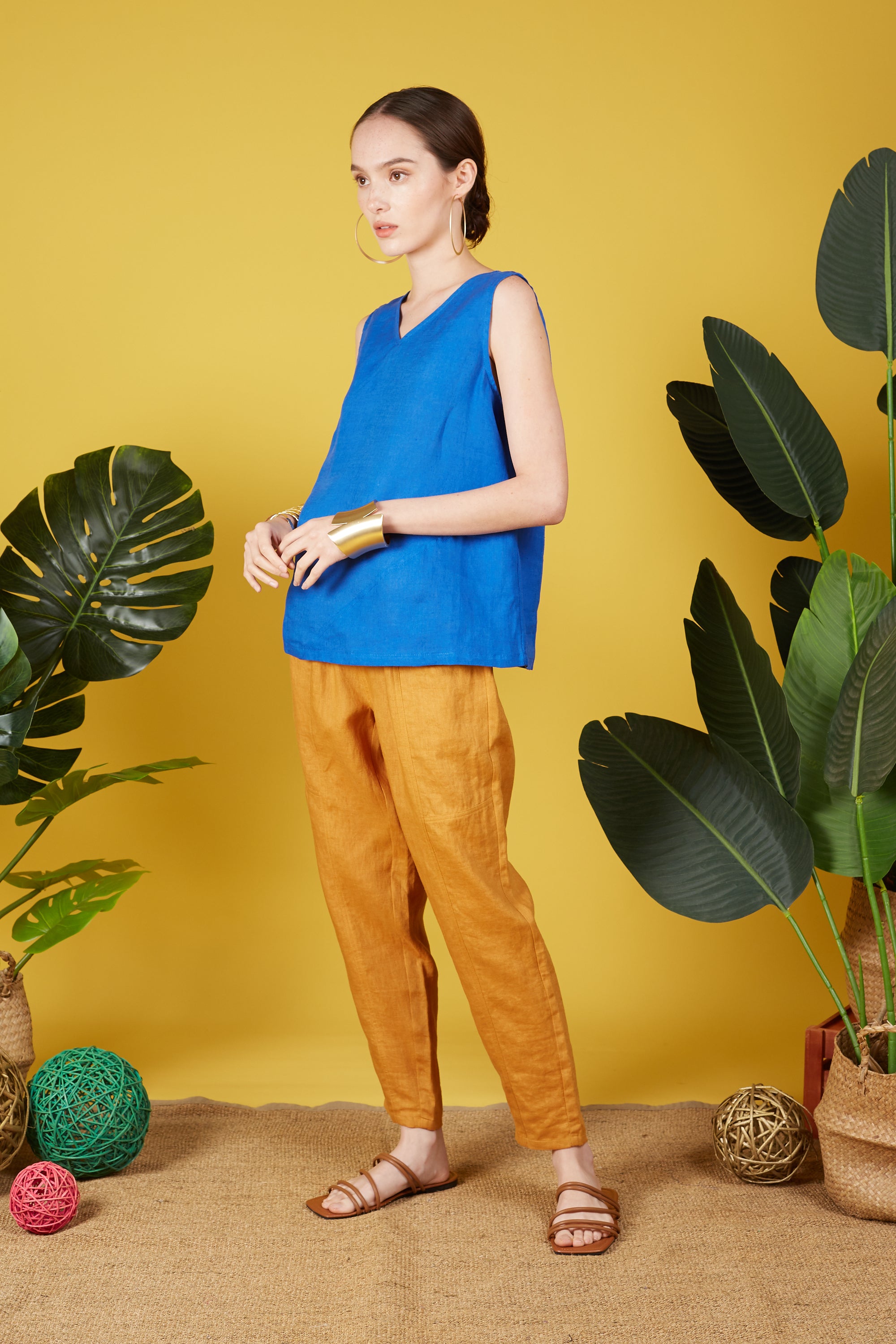 Shaani Slim Cut Trousers