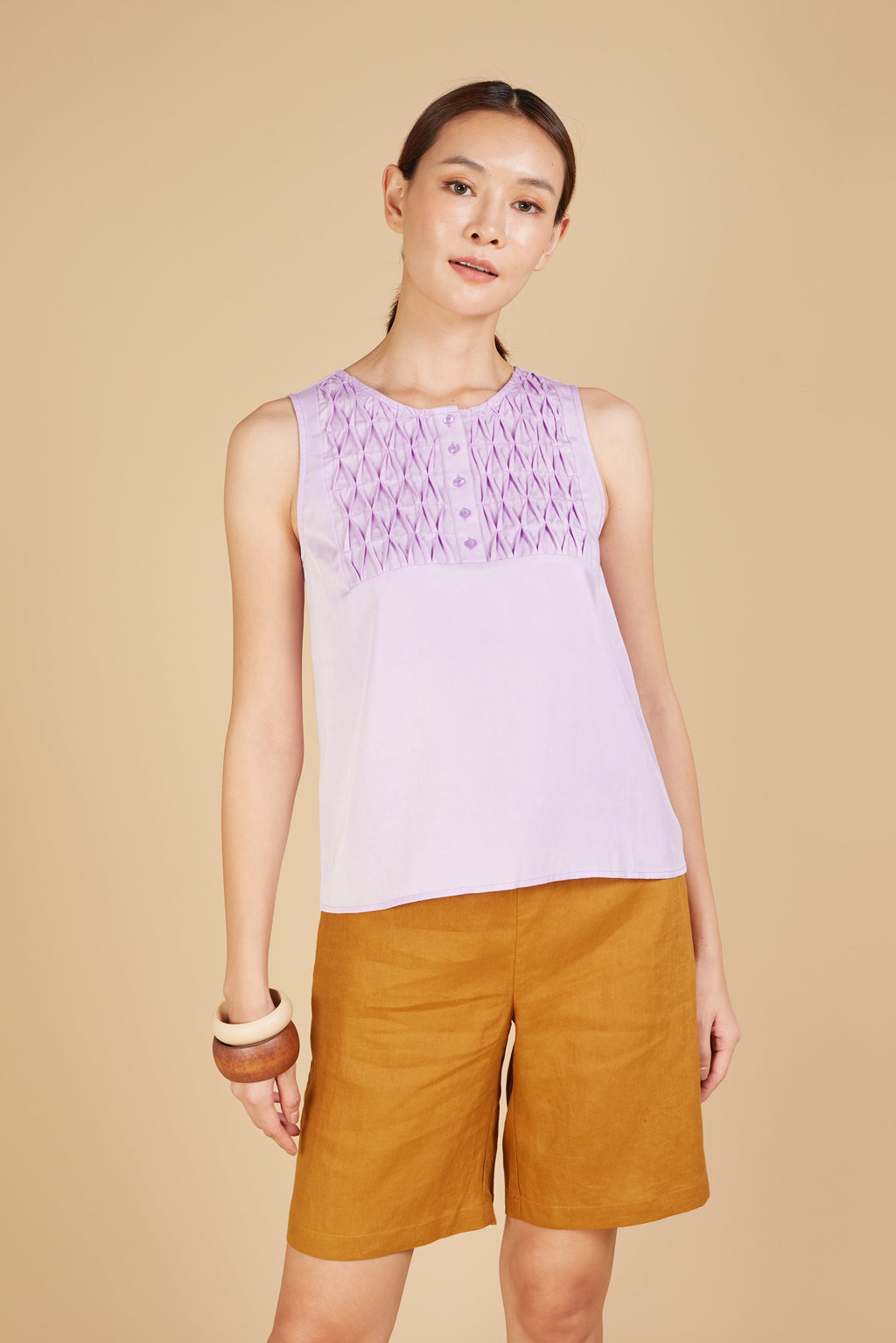 Moa Front Neck Details Top